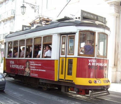 «Viaje a Portugal», de José Saramago —Editorial Alfaguara—