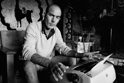 Hunter S. Thompson y sus tres adicciones: ron, periodismo y sexo