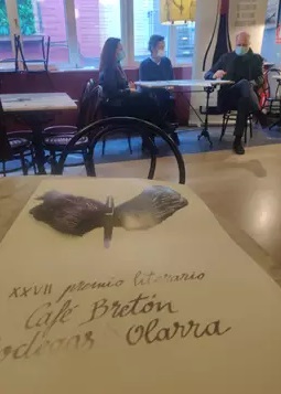 Premio Literario Bodegas Olarra & Café Bretón 