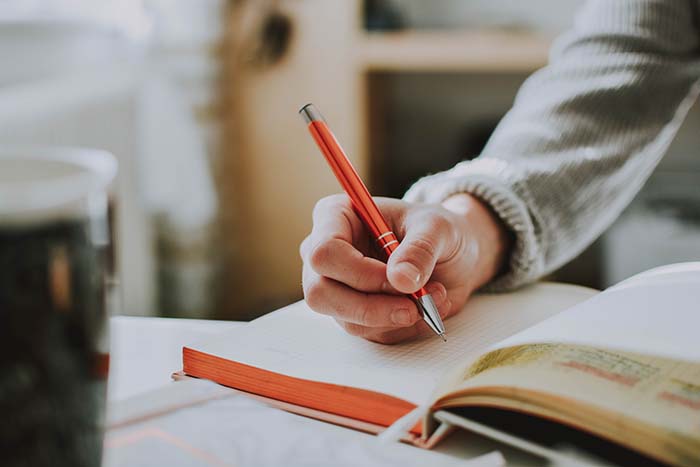 Expresiones y apuntes de concordancia en nuestro Taller Literario
