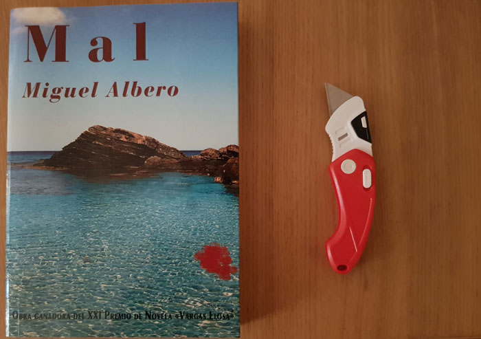 Recomendamos la novela "Mal" de Miguel Albero