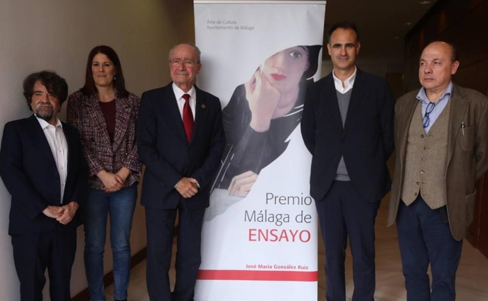 ¿Quién es Santiago de Molina. Premio Málaga de Ensayo?