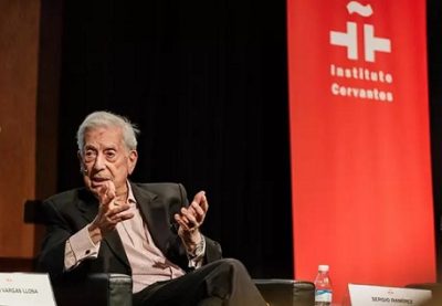 Escritor Mario Vargas Llosa